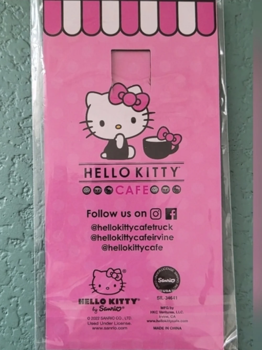 Hello Kitty Cafe Keychain Kawaii Pink Enamel Bag Charm Sanrio Collectible